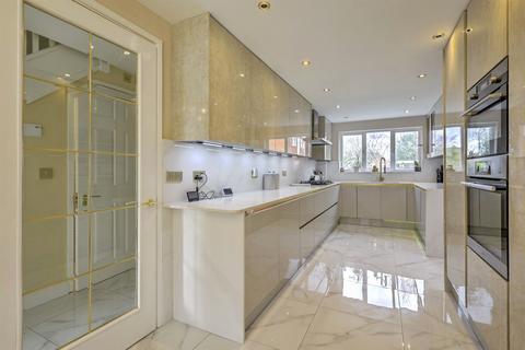 4 bedroom detached house for sale, Woodlands, Grange Park, Northampton