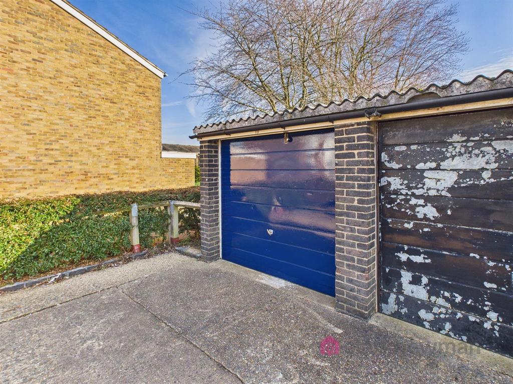 Garage En-Bloc
