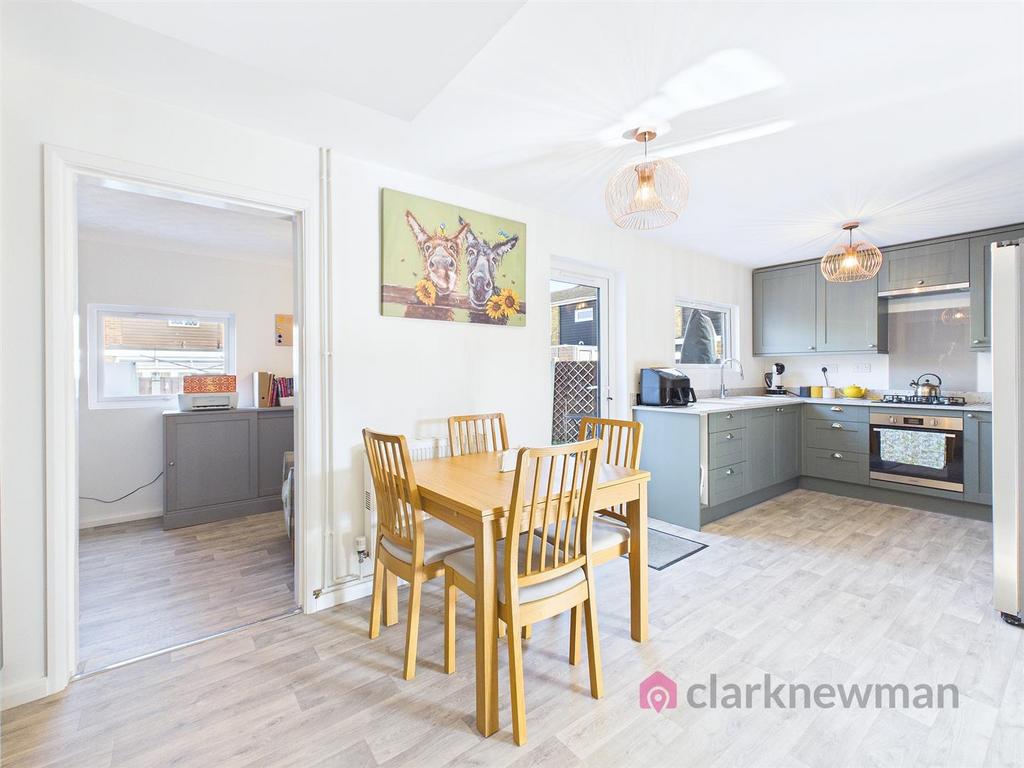 Dining Room & Kitchen