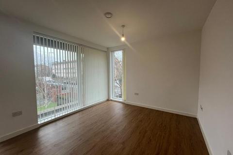2 bedroom detached house to rent, City Road, Manchester, M15 5GG