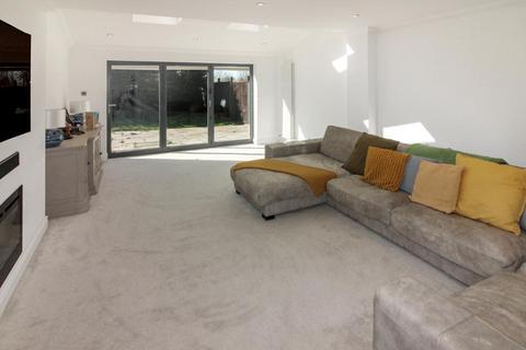 3 bedroom detached house for sale, Bradwell Common, Milton Keynes MK13