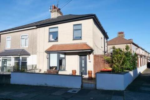4 bedroom semi-detached house for sale, Tomlinson Road, Heysham, LA3 2LS