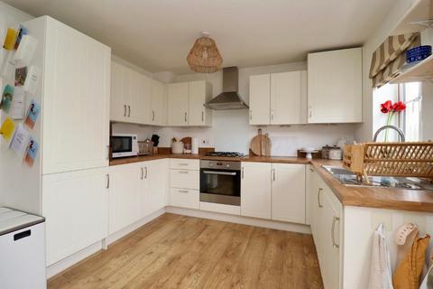 3 bedroom semi-detached house for sale, Rhondda Vale, Aylesham, Canterbury, Kent, CT3 3LP