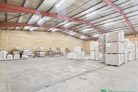 Warehouse to rent, 2-4 Ampthill Rd Bedford MK42 9JJ