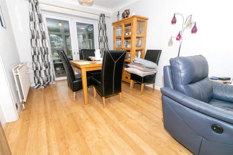 3 bedroom semi-detached house for sale, Glastonbury Drive, Middlewich