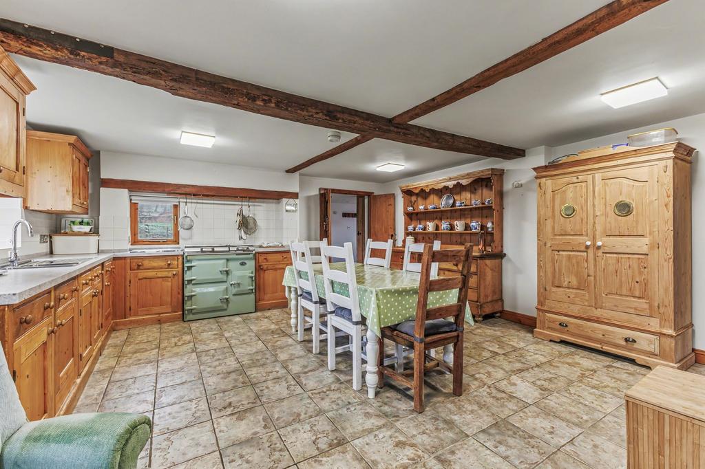 Kitchen 5