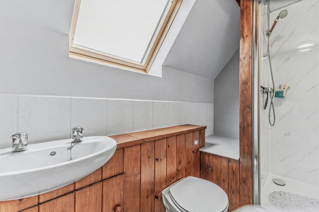 Bedroom 2 En Suite