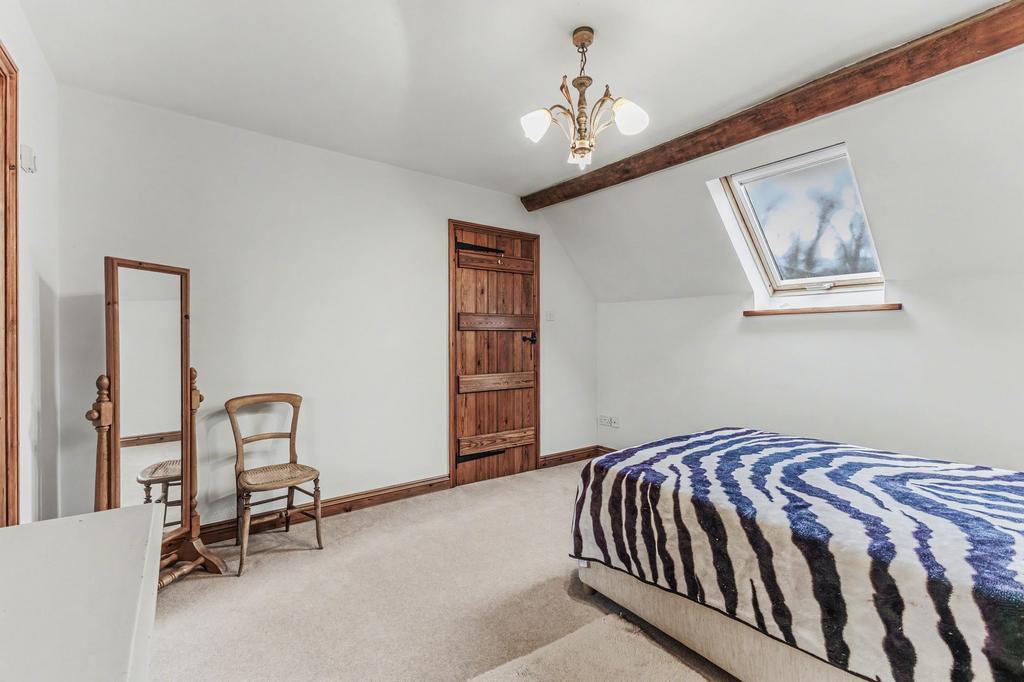 Bedroom 2 (3)