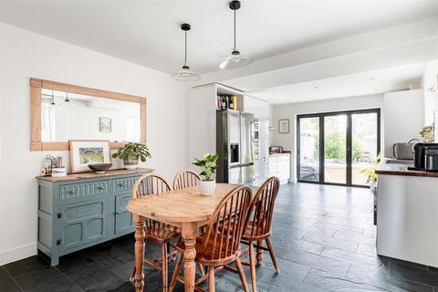 4 bedroom semi-detached house for sale, Queens Road, Haywards Heath