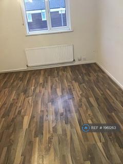 3 bedroom semi-detached house to rent, Binton Close, Redditch, B98