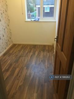 3 bedroom semi-detached house to rent, Binton Close, Redditch, B98