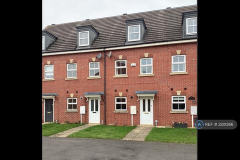 3 bedroom terraced house to rent, Aqua Place, Rugby, CV21