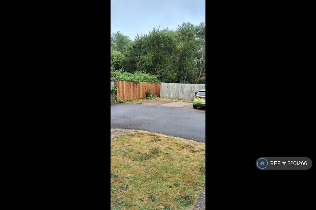 2 Parking Spaces
