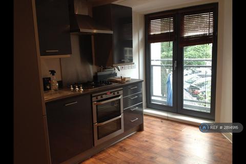 1 bedroom flat to rent, Bramley Crescent, Ilford, IG2