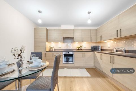 2 bedroom flat to rent, Empire Way, Wembley, London, HA9