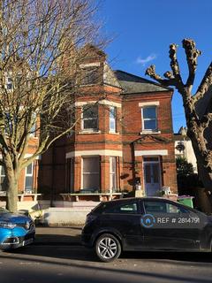 1 bedroom flat to rent, Connaught Road, Folkestone, CT20