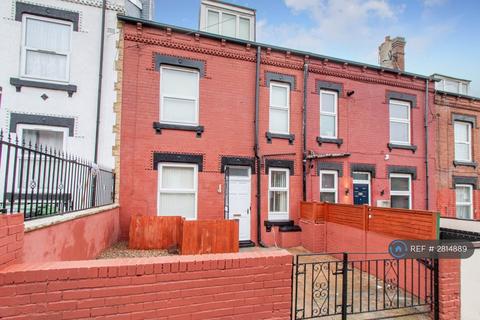 undefined, Ashton Avenue, Leeds, LS8