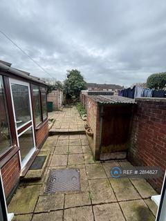 3 bedroom end of terrace house to rent, Sunnybank Avenue, Coventry, CV3