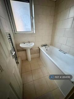 2 bedroom flat to rent, Kedge House, London, E14