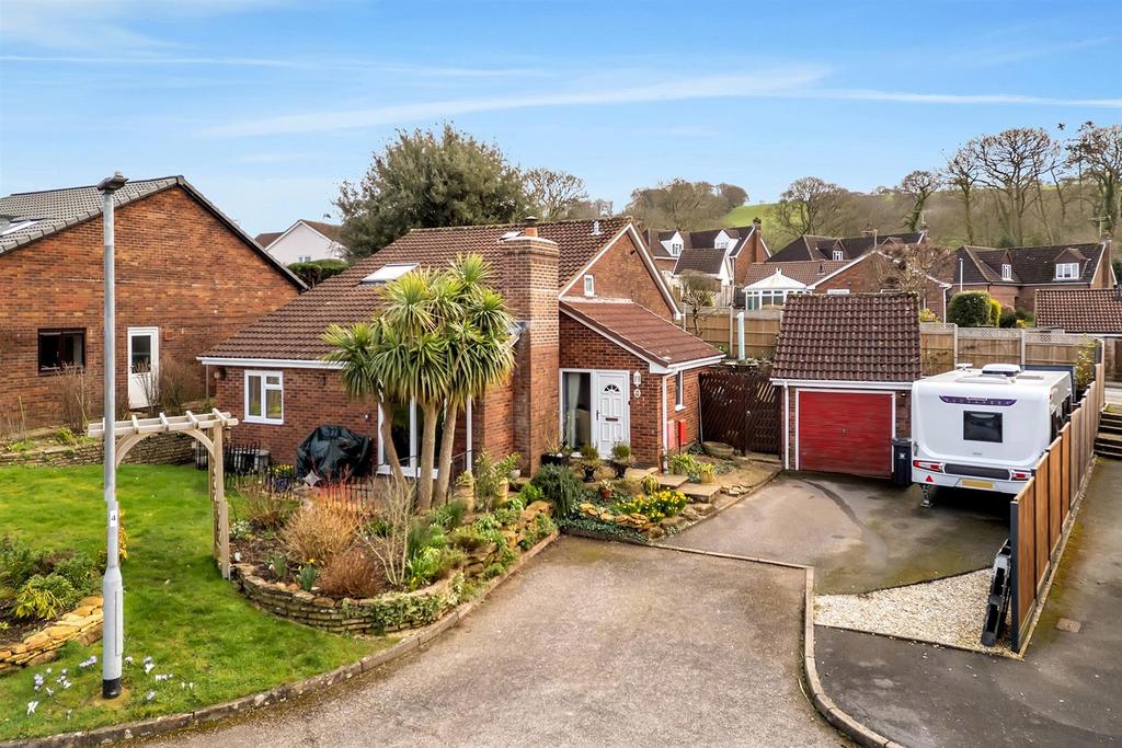 14 Bhutan Close