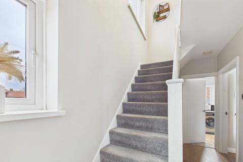 3 bedroom end of terrace house for sale, Aycliffe Avenue, Gateshead NE9