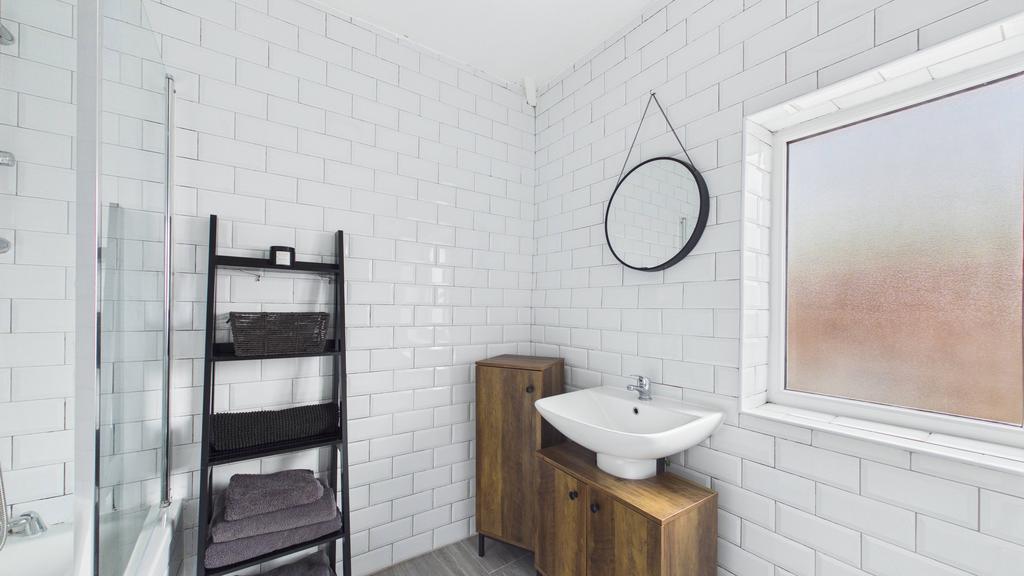 Bathroom (1)