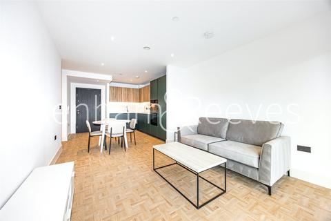 2 bedroom apartment to rent, Danvers Avenue, London, SW11