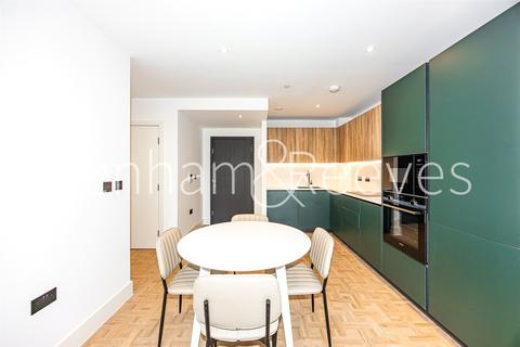 2 bedroom apartment to rent, Danvers Avenue, London, SW11