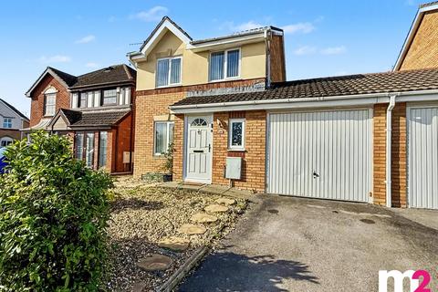 3 bedroom detached house for sale, Manor Park, Newport NP10