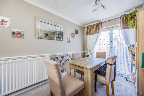 undefined, Hedge End, Southampton