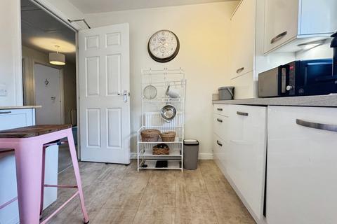 2 bedroom apartment for sale, Clement Drive, Newton Mearns, G77