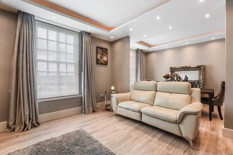 3 bedroom apartment to rent, Dudley Court, Finchley Road, London, NW11