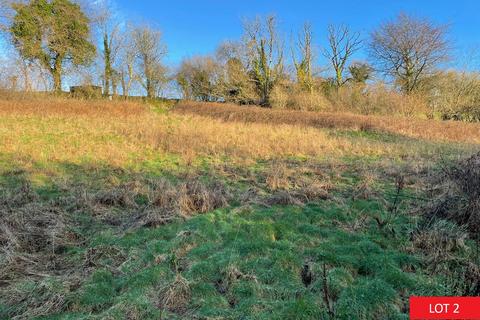 undefined, Yelverton