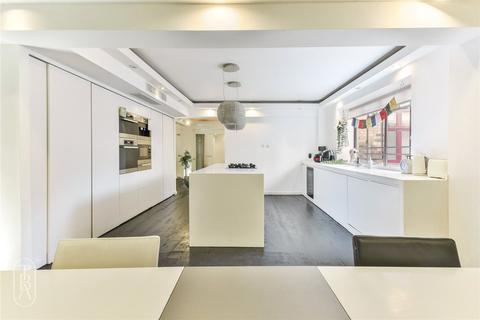 undefined, Princelet Street, London, E1