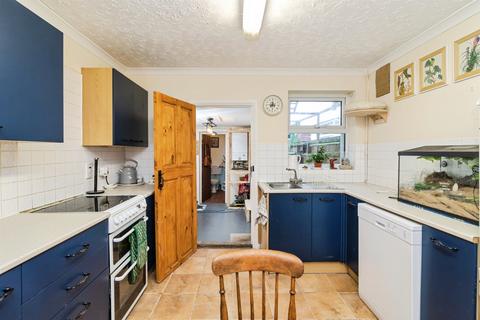 2 bedroom terraced house for sale, London Road, Kessingland, Lowestoft