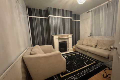 3 bedroom terraced house to rent, Curzon Road, Leicester LE2