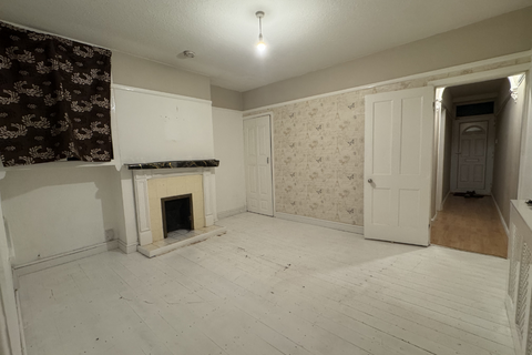 3 bedroom terraced house to rent, Curzon Road, Leicester LE2