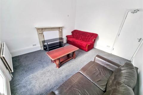 4 bedroom house to rent, Leyspring Road, Leytonstone