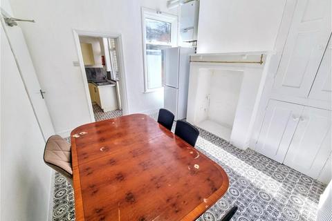 4 bedroom house to rent, Leyspring Road, Leytonstone
