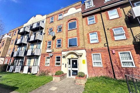 undefined, Memorial Avenue, West Ham