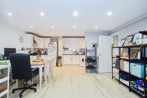 2 bedroom apartment for sale, Bombay Street, Manchester, M1