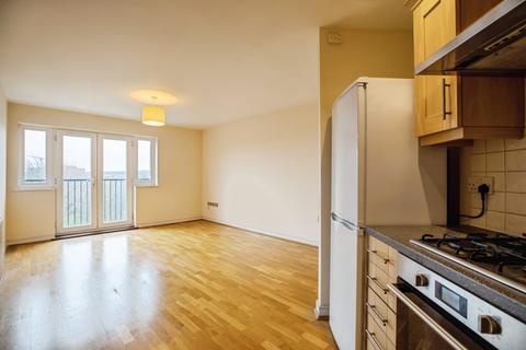 2 bedroom apartment for sale, Pettacre Close, London, SE28