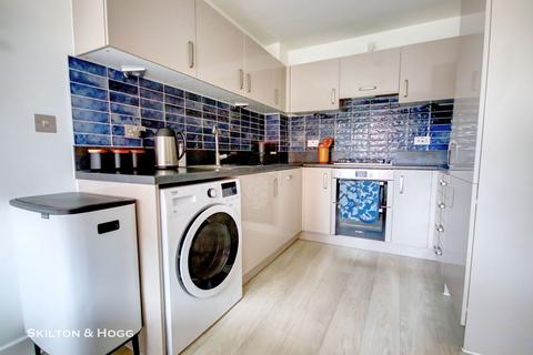 undefined, Walsingham Drive, Daventry NN11
