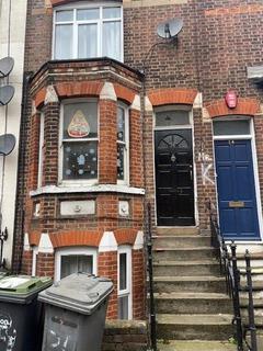 Buxton Road, Luton