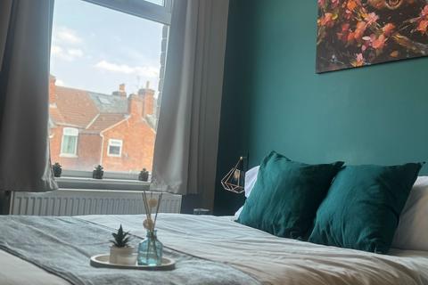 undefined, Room 3