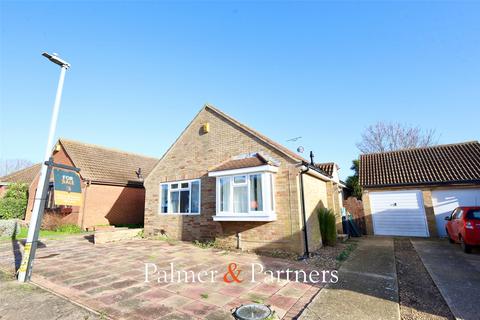 2 bedroom bungalow for sale, Brookvale, St. Osyth, Clacton-on-Sea, Essex, CO16