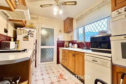 undefined, Marlowe Road, Jaywick, Clacton-on-Sea, Essex, CO15