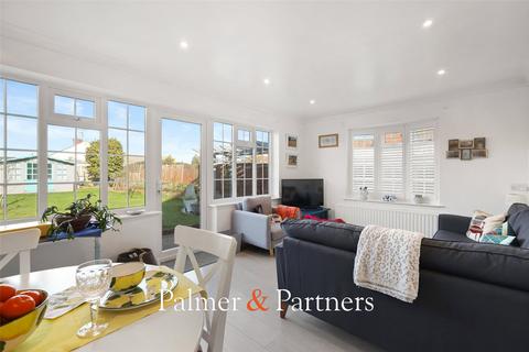 3 bedroom bungalow for sale, Canterbury Road, Holland-on-Sea, Clacton-on-Sea, Essex, CO15