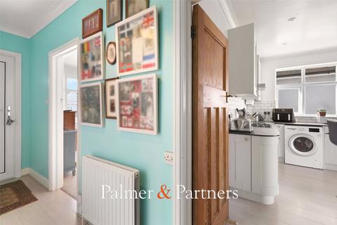 3 bedroom bungalow for sale, Canterbury Road, Holland-on-Sea, Clacton-on-Sea, Essex, CO15