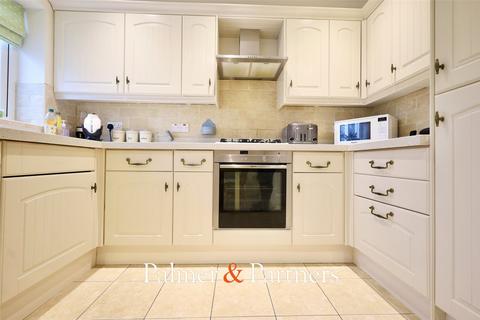 2 bedroom bungalow for sale, Colchester Road, Weeley, Clacton-on-Sea, Essex, CO16
